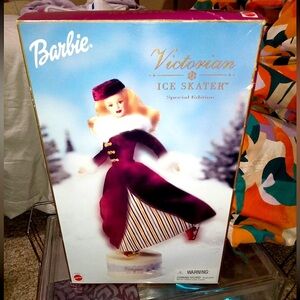 2000 Victorian Barbie Ice Skater Collectors Edition